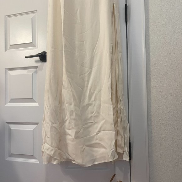 Reformation Wedding / Bridal Gown - Westerly Dress in Ivory - Picture 8 of 13